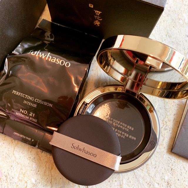 Phấn nước cushion Sulwhasoo set 2 lõi tông mầu 13 và 21