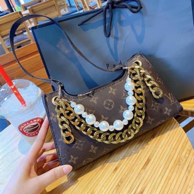 Túi kẹp nách dây xích ngọc size 22cm có quai đeo dài