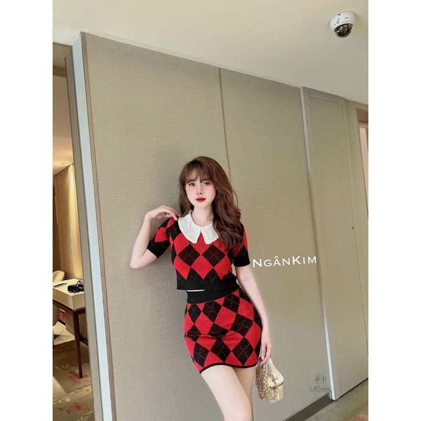 Set váy len ô trám cổ bẻ phối trắng, áo croptop  mix chân váy bút chì