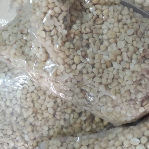 Nhân hạt macca vỡ 300g