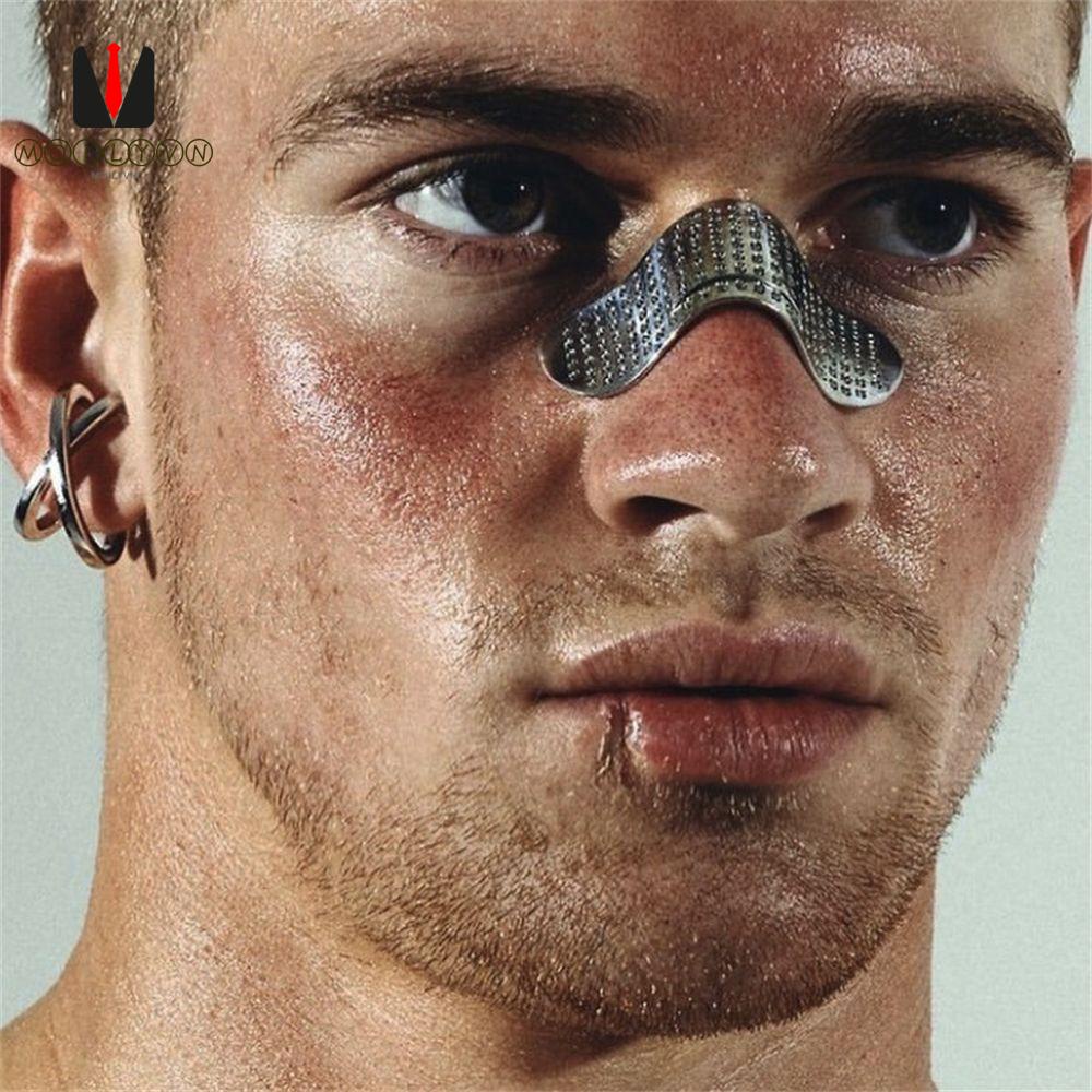 Jackson Wang cùng phong cách Khuyên Kẹp Mũi Giả Thời Trang Cá Tính Cho Nam Nữ