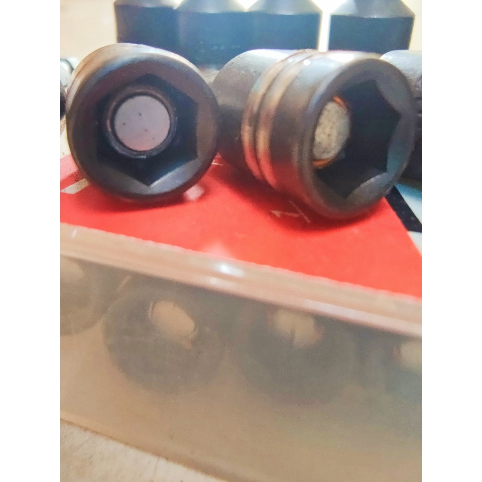 Đầu Bắn Tôn 8mm   Hiệu MAKITA Cao Cấp Có Nam Châm Hít - Thép Hợp Kim Cao Cấp
