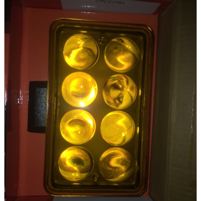 Đèn led 8 mắt