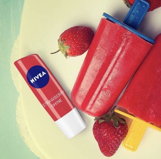 Son dưỡng môi NIVEA - Đức