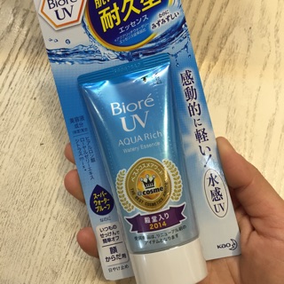 Kem chống nắng Biore aqua rich