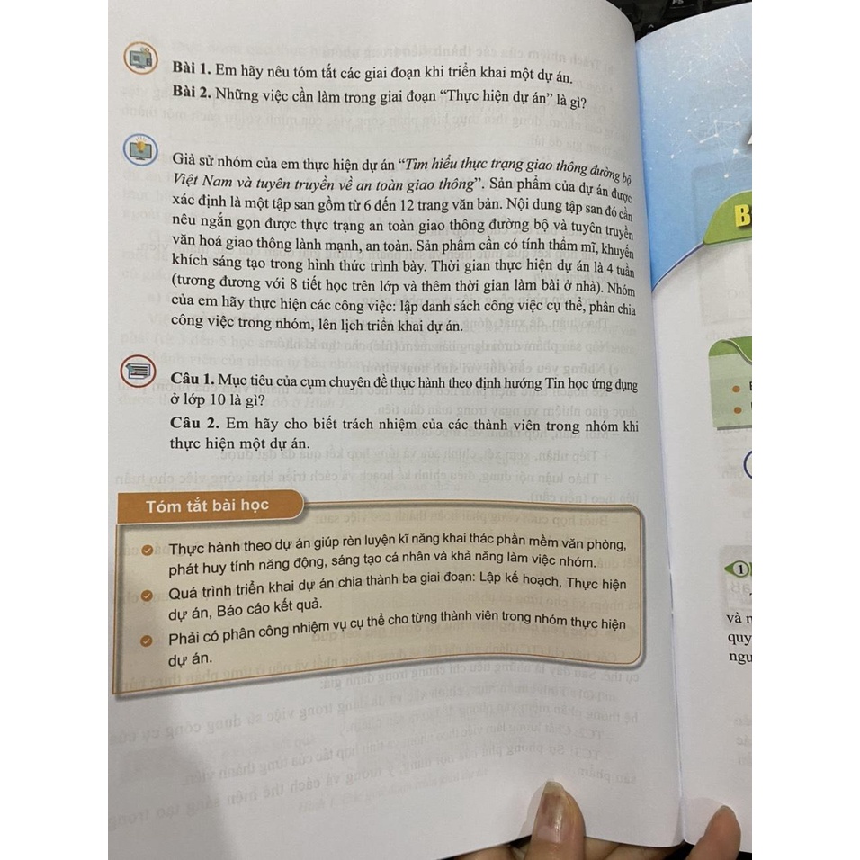 Sách - Chuyên đề học tập tin học 10 : Tin học ứng dụng  + Bán kèm 1 cuốn bé tập Tô màu