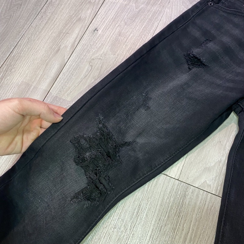 Quần bò amiri rách 2 gối rách nhỏ quanh đùi-3466