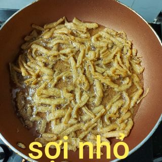 Sườn non chay chiên giòn.
