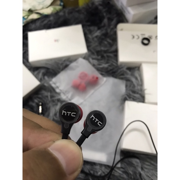 Tai nghe dây LG,SONY,HTC Chính Hãng.(Chuôi 3.5)