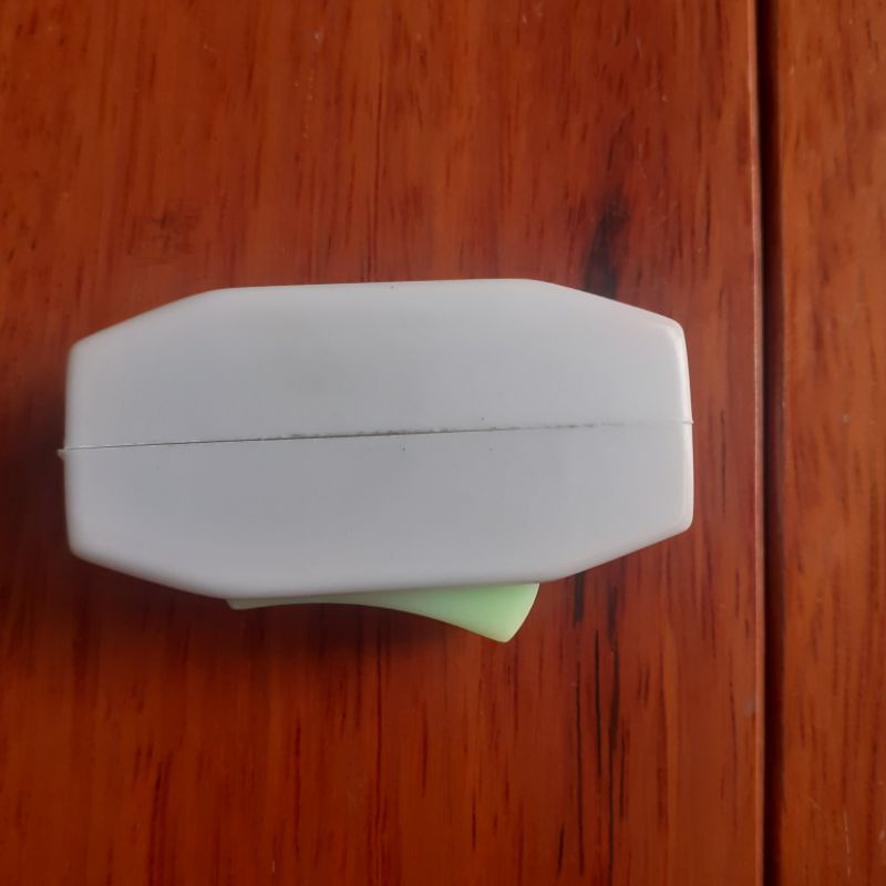 Công tắc ngang quả nhót dạng treo dạ quang Vina- Công tắc quả nhót Vina - Công suất 10A