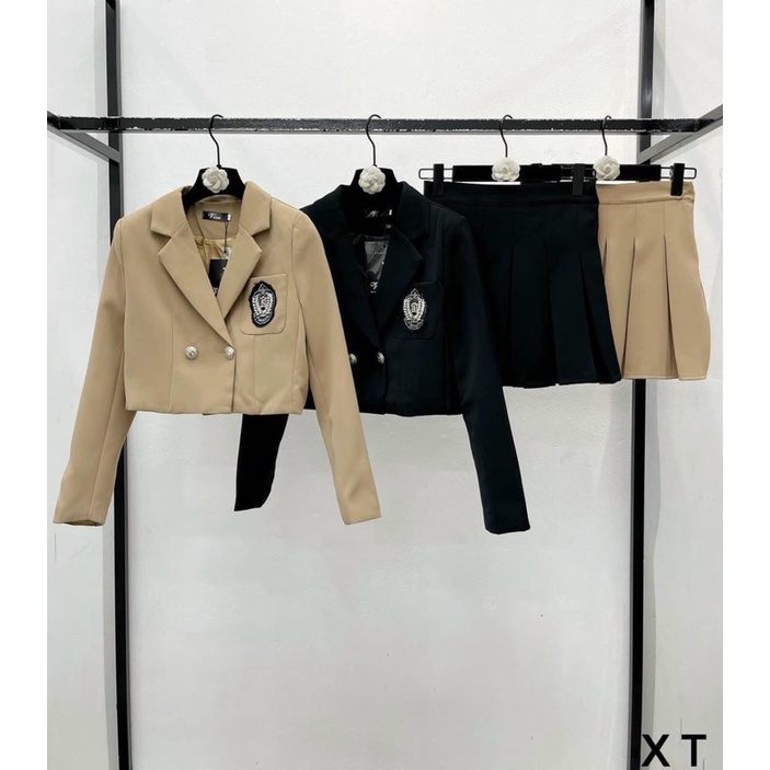 Sét vest nâu đen có logo cao cấp loại 1 | BigBuy360 - bigbuy360.vn