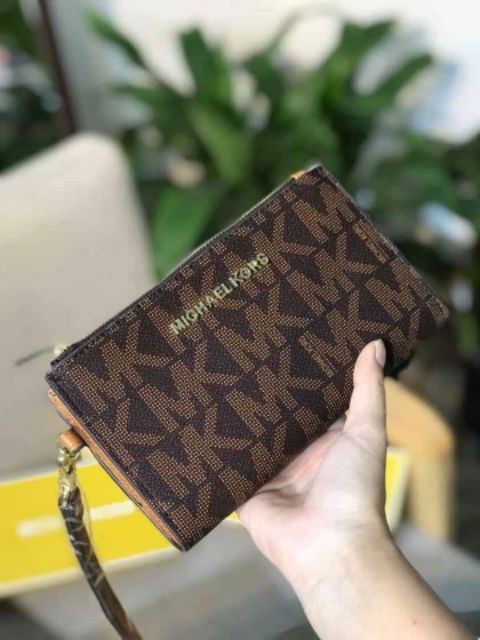 Ví mk 2 ngăn kéo khóa cầm tay xịn sò size18 fullbox
