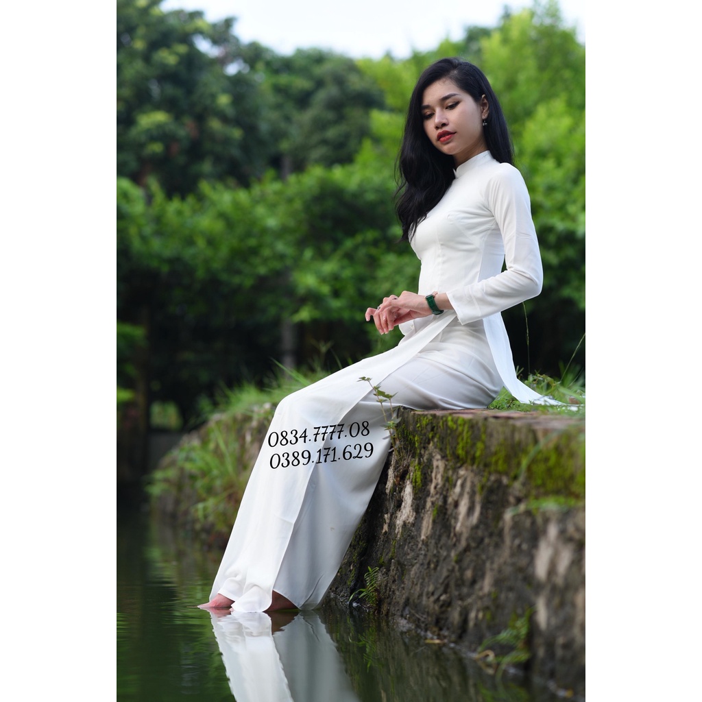 Áo Dài Lụa Nhật Màu Trắng Trẻ Trung Cho Các Bạn Nữ