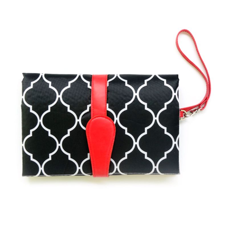 Thảm Lót Thay Tã Cho Bé Sơ Sinh Ốp