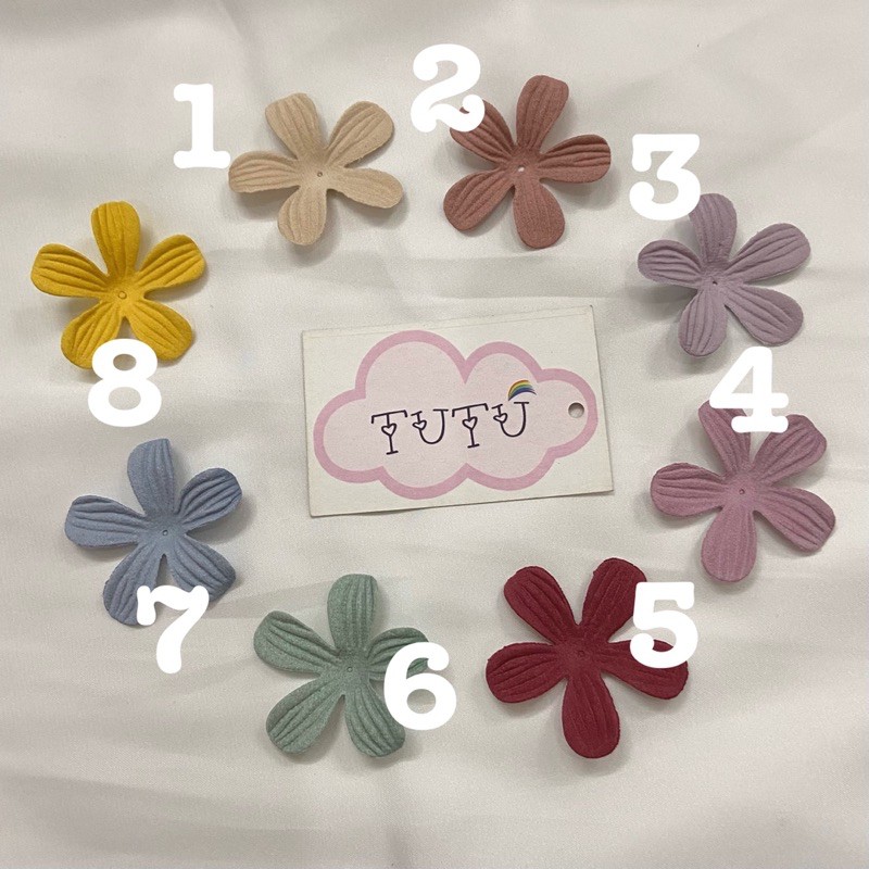 Hoa dạ 5 cánh dài kích thước 4.5cm
