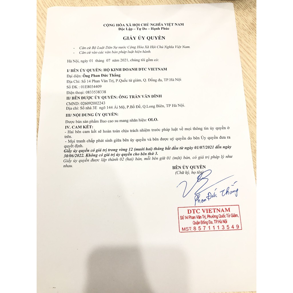 Bao cao su OLO đen chính hãng, siêu mỏng 0.01mm, hương vani với  benzocain 5% kéo dài thời gian hộp 10 chiếc