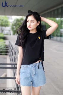 Áo thun buộc eo thêu mickey