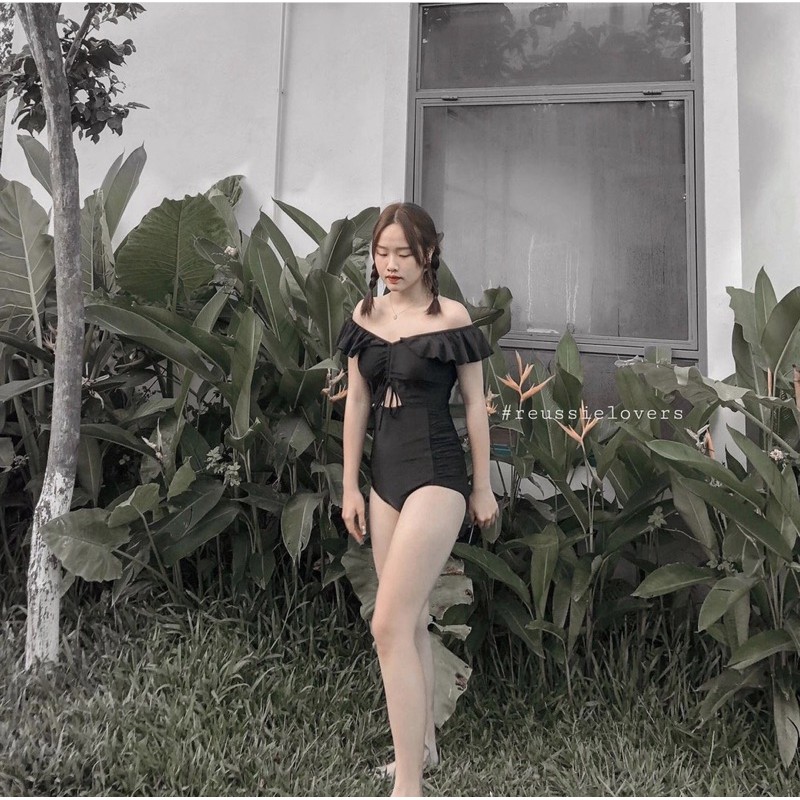 𝑹𝑬𝑼𝑺𝑺𝑰𝑬 𝑩𝑰𝑲𝑰𝑵𝑰 Đồ bơi một mảnh đen áo trễ vai bèo phong cách Hàn Quốc #rsbkn010