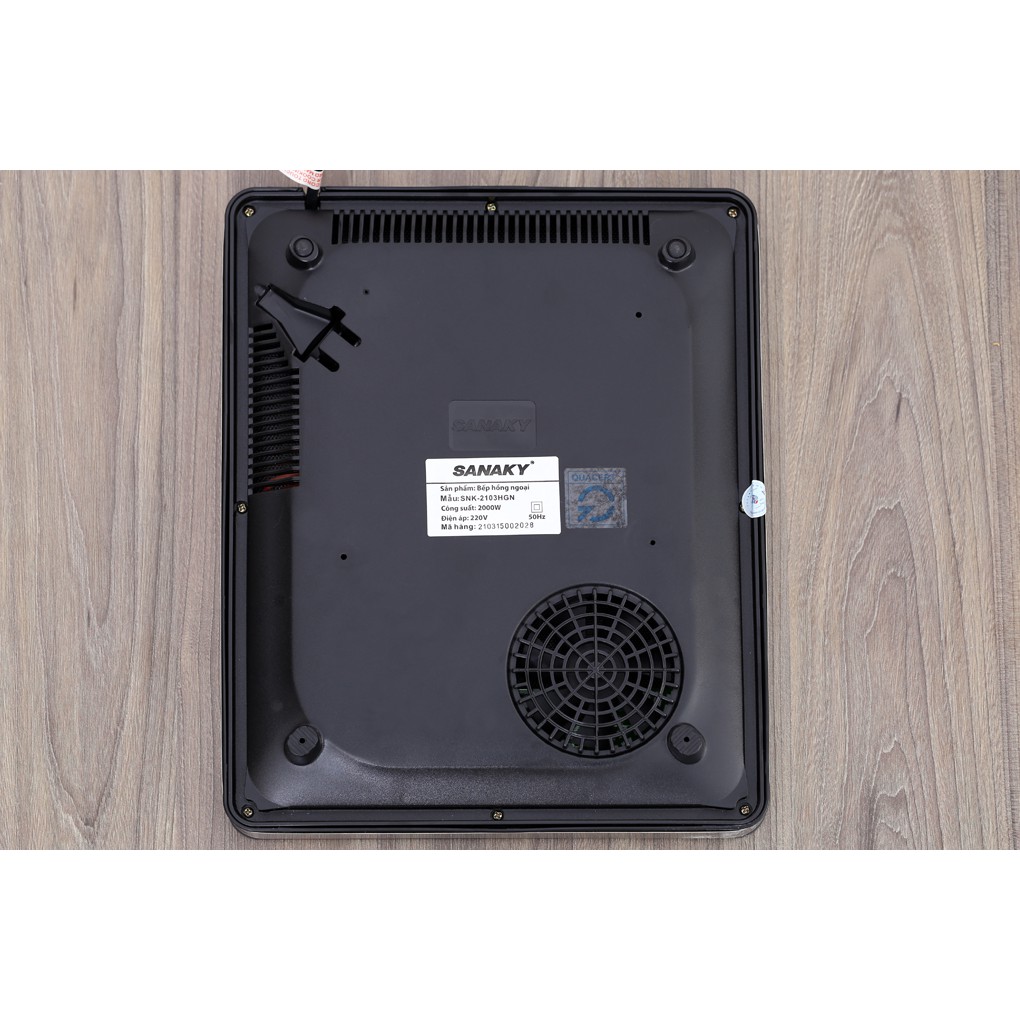 Bếp hồng ngoại cảm ứng cao cấp Sanaky SNK-2103HGN tặng nồi lẩu và vĩ nướng