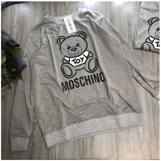 ÁO NỈ DA CÁ MOSCHINO GẤU XÁM