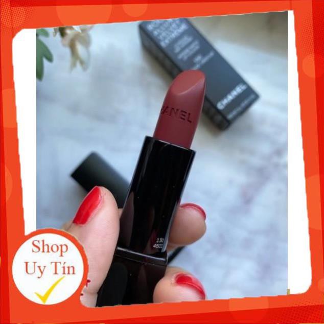 Son Lì Chanel Rouge Allure Velvet Extreme Màu 130 Rouge Obscur