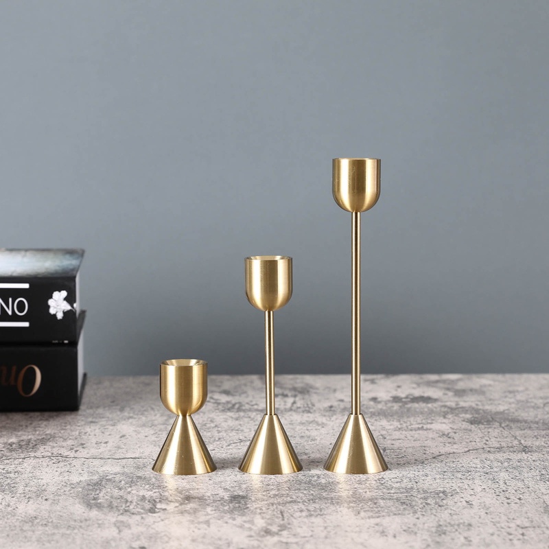 Set 3 Giá Đỡ Đèn Cầy Bằng Kim Loại Tiện Dụng