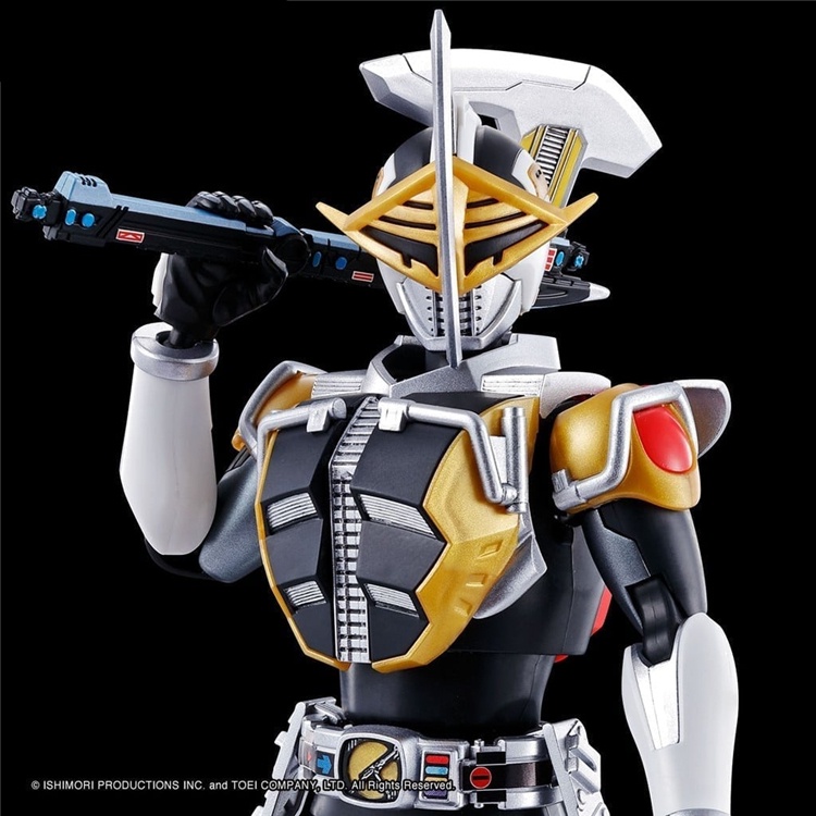 Mô Hình Lắp Ráp Figure-rise Standard Kamen Masked Rider Den-O AX Form &amp; Plat Form Bandai