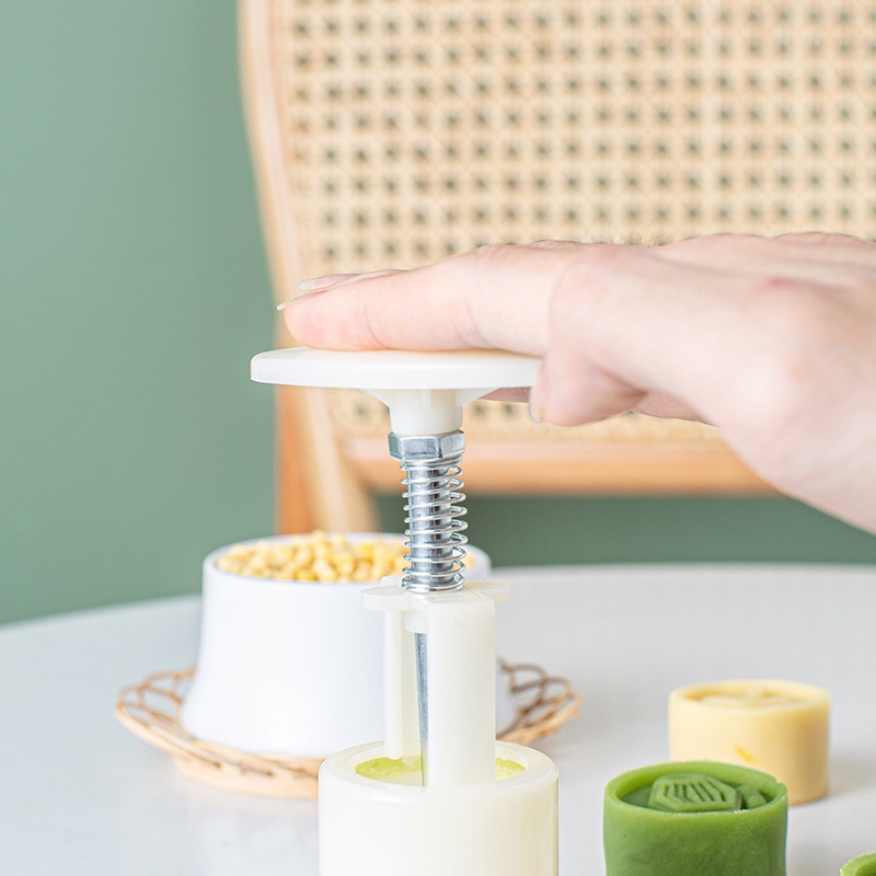 Khuôn Ấn Tay Làm Bánh Hình Hạt Đậu Mung 3D Kèm 2 Con Dấu 30g