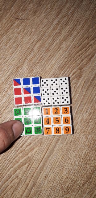 Một Cục rubik 3x3 mini bằng nhựa rất đẹp