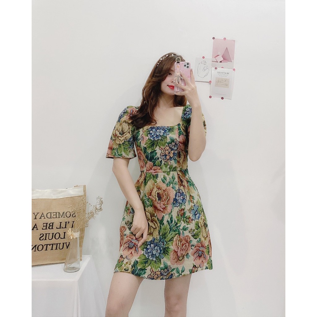 ĐẦM GẤM DỰ TIỆC IN HOA CỔ VUÔNG TAY LỠ DÁNG XÒE-hình thật shop chụp
