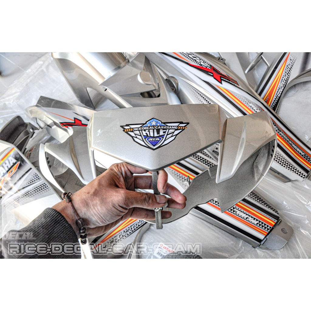 Tem sirius Crypton Cho màu sơn bạc