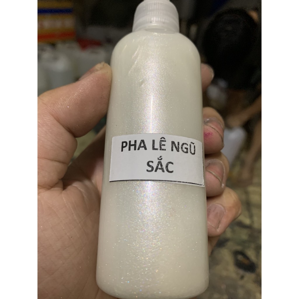 Camay Pha Lê Ngũ Sắc (Sơn Oto, Xe Máy) Đóng Chai 100g