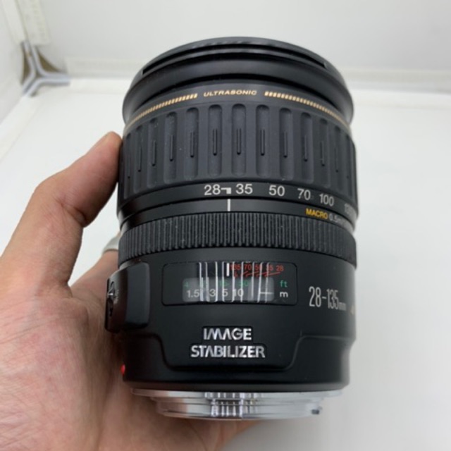 Ống Kính Canon EF 28-135mm f/3.5-5.6 IS USM