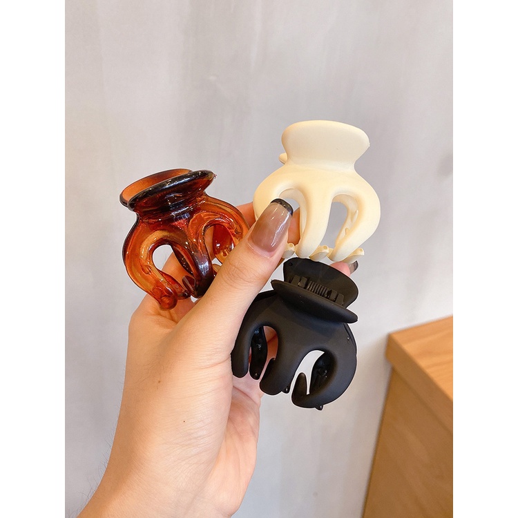 Kẹp tóc kết cấu mờ tinh tế thời trang
