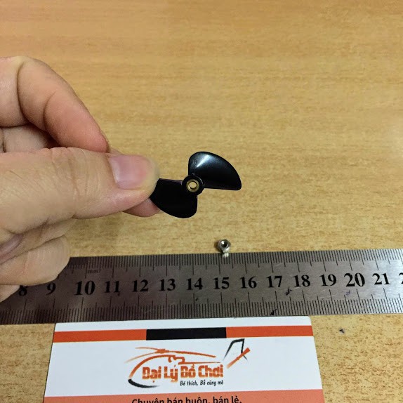 Chân vịt kèm ốc chính hãng dành cho shuang ma 7011