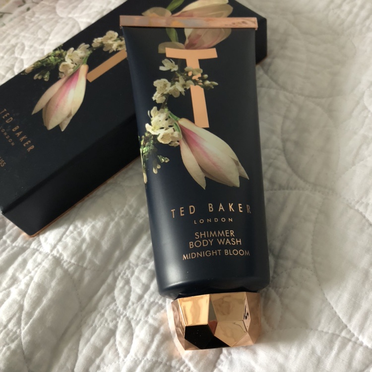 Sữa tắm Ted Baker Midnight Bloom Shimmer Body Wash 200ML mua sale tại BOOTS THAILAND | BigBuy360 - bigbuy360.vn