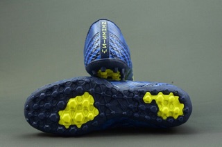 Giày đá bóng nemeziz 2018