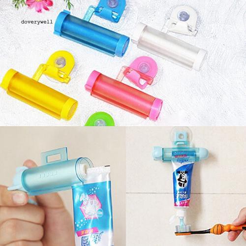 Dụng cụ lăn ép kem đánh răng có giác hút gắn tường