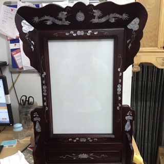 Khung ảnh thờ khảm trai gỗ Gụ ta kích thước 20*30