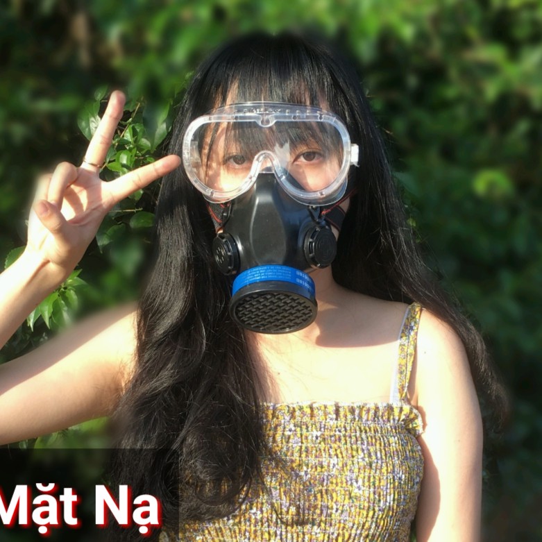 Mặt Nạ Chống Độc và Nón Phát Cỏ