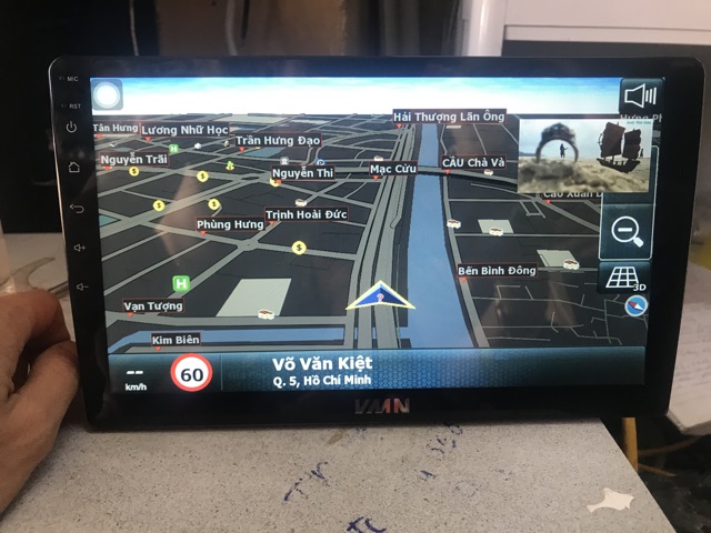 Màn hình android VMN Ram 4GB - bộ nhớ 64GB cắm sim 4G