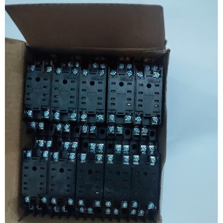 Đế relay 8 chân pyf08a