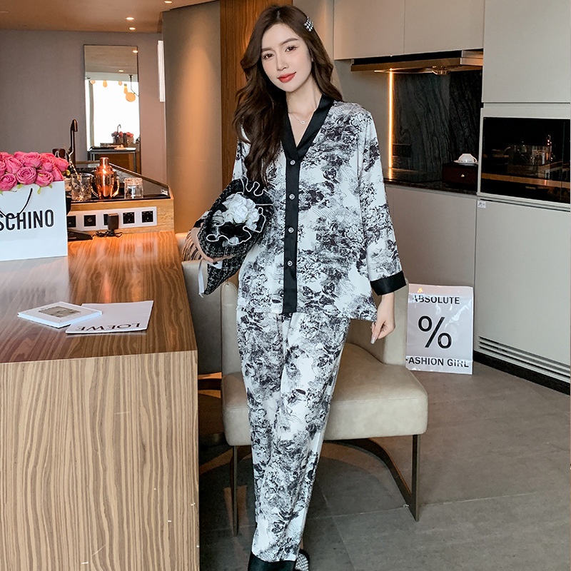 Bộ Đồ Ngủ Dài Tay Bằng Lụa Mát In Họa Tiết Thời Trang Dành Cho Nữ