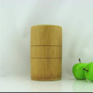 Ống tre đựng bút