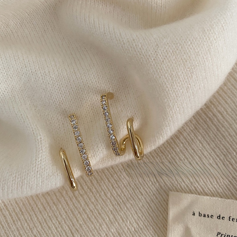 Bông Tai Chữ U Đính Kim Cương Lấp Lánh Phong Cách Hàn Quốc