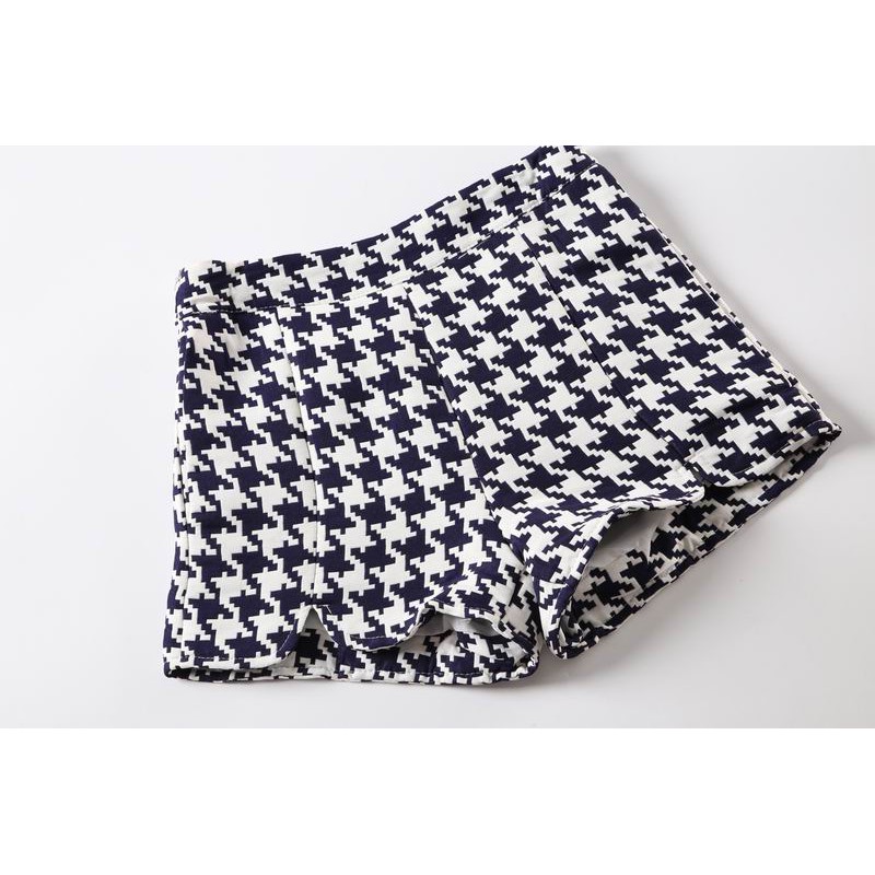 Quần shorts họa tiết houndstooth xẻ gấu xuất Âu (có sẵn) | BigBuy360 - bigbuy360.vn