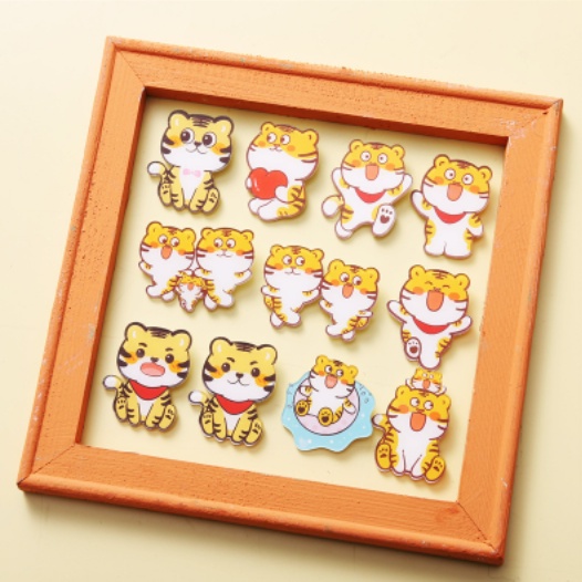 Huy Hiệu Cài Áo Hình Chú Hổ Hoạt Hình Dễ Thương Phong Cách Năm Mới