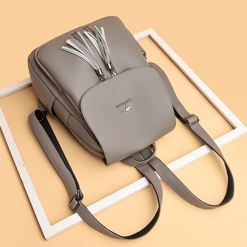 Balo CHUWANGLIN từ da cỡ lớn phối tua rua thời trang dành cho nữ