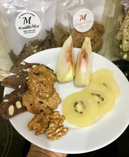 Túi bánh ăn kiêng hỗn hợp (150g biscotti + 150g cookies yến mạch) | BigBuy360 - bigbuy360.vn