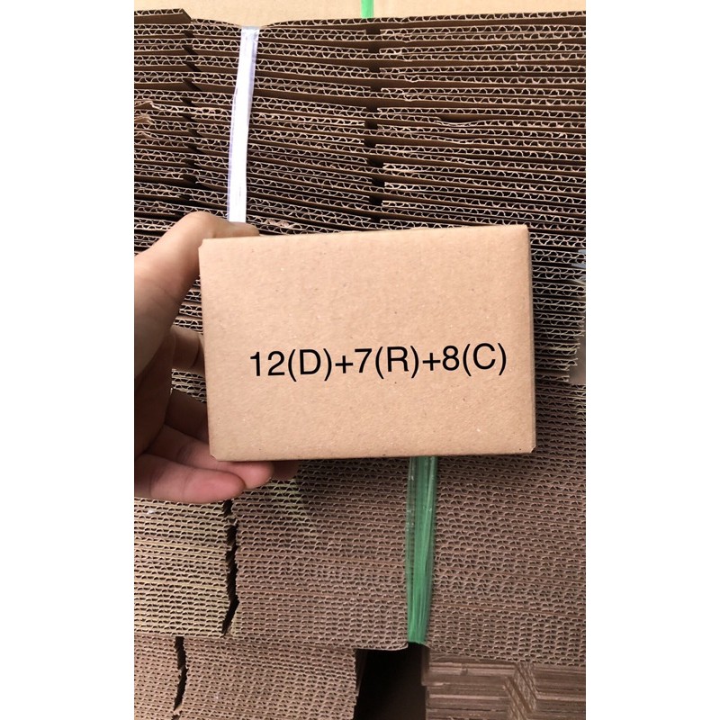12x7x8 hộp carton đóng hàng giá rẻ(giá 950 đồng)